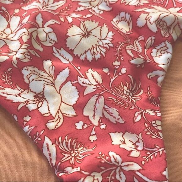 J Crew Pink White Floral Curved Waist Cheeky Bikini Bottom Sz M NWT - Picture 6 of 13